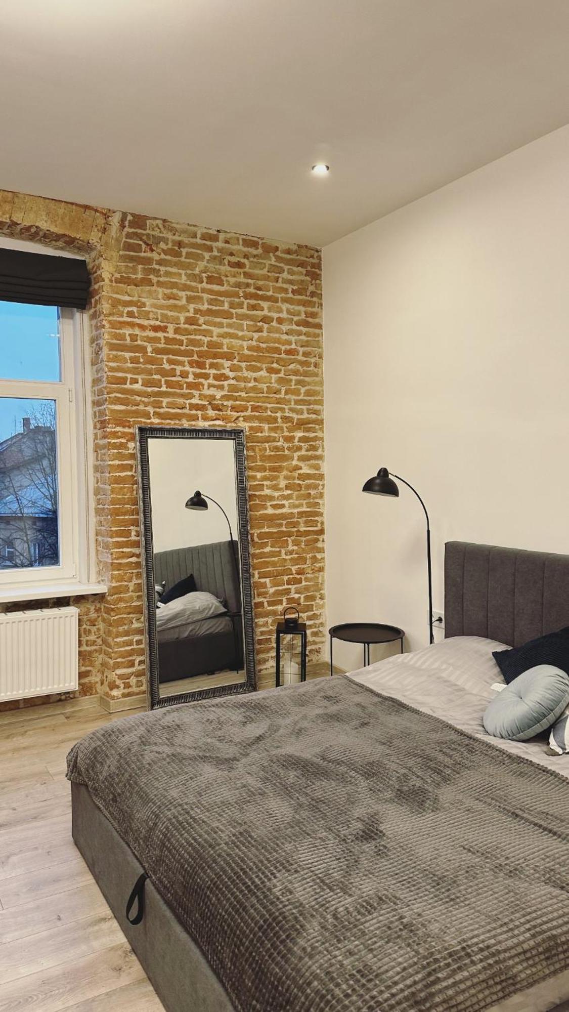 Apartment Vip Virmenska Street Λβιβ Εξωτερικό φωτογραφία