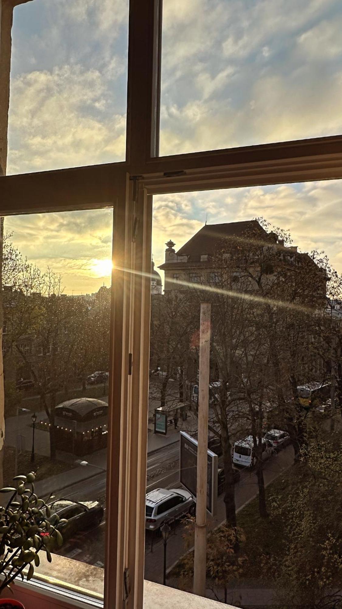 Apartment Vip Virmenska Street Λβιβ Εξωτερικό φωτογραφία